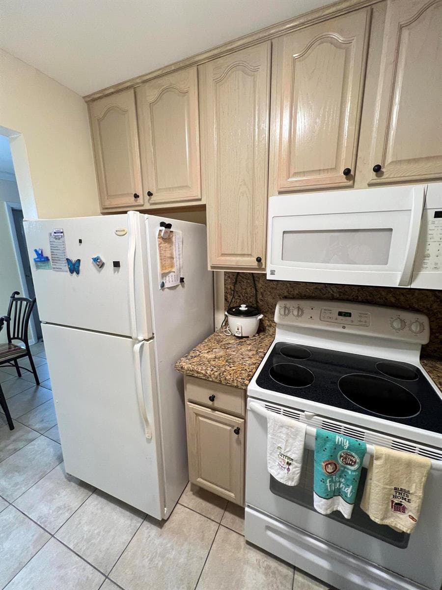 95 COVENTRY D, West Palm Beach, FL 33417 — zdjęcie 3