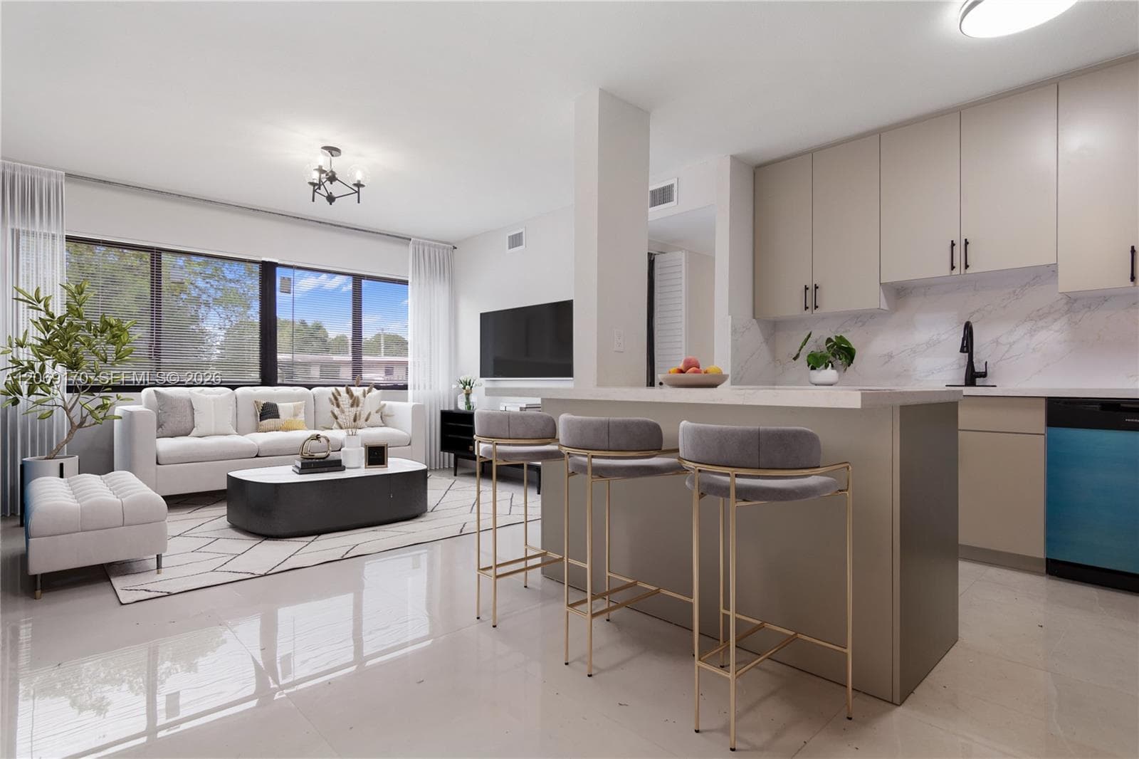 1910 NW 134th St, Miami, FL 33167 — zdjęcie 5