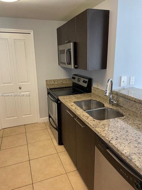 2650 SW 37th Ave # 501, Miami, FL 33133 — zdjęcie 2