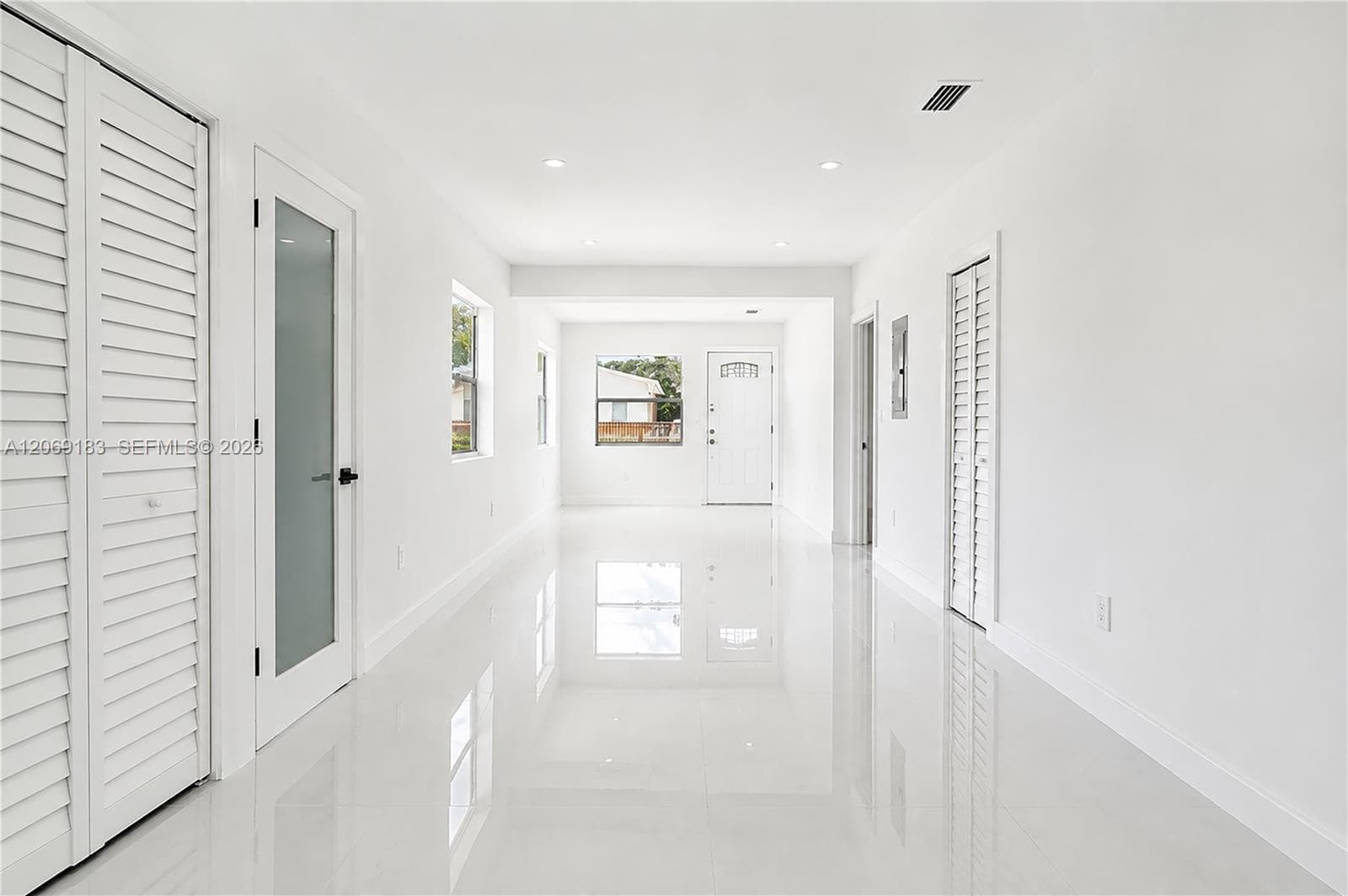 1780 NW 73rd St, Miami, FL 33147 — zdjęcie 3