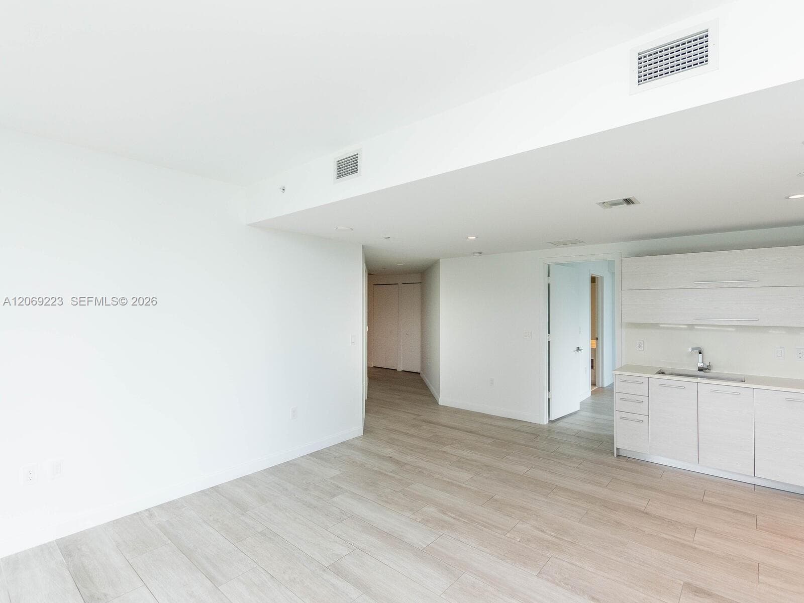 45 SW 9th St # 1201, Miami, FL 33130 — zdjęcie 3