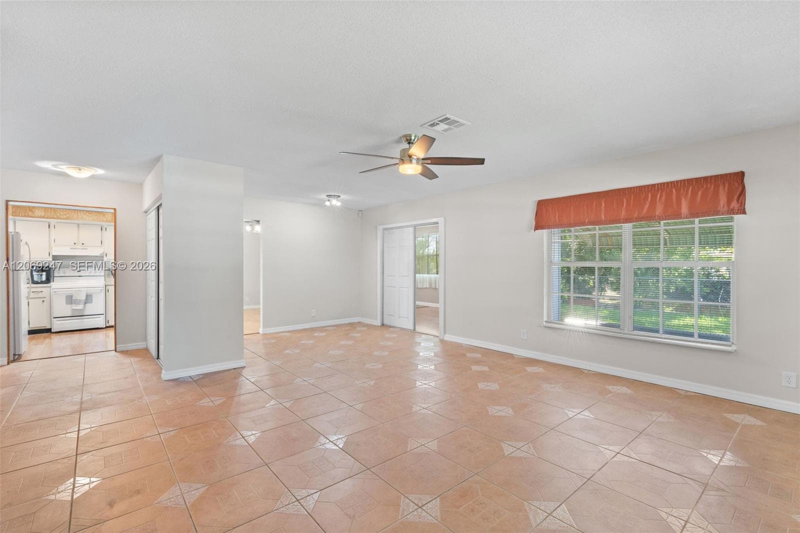 6840 SW 10th Ct, North Lauderdale, FL 33068 — zdjęcie 5