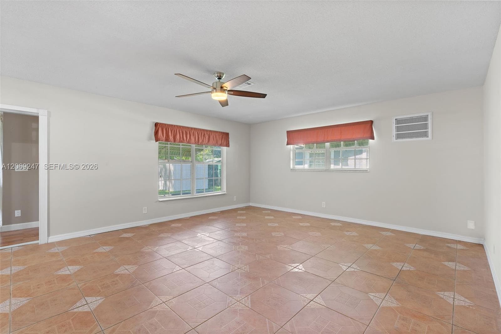 6840 SW 10th Ct, North Lauderdale, FL 33068 — zdjęcie 4