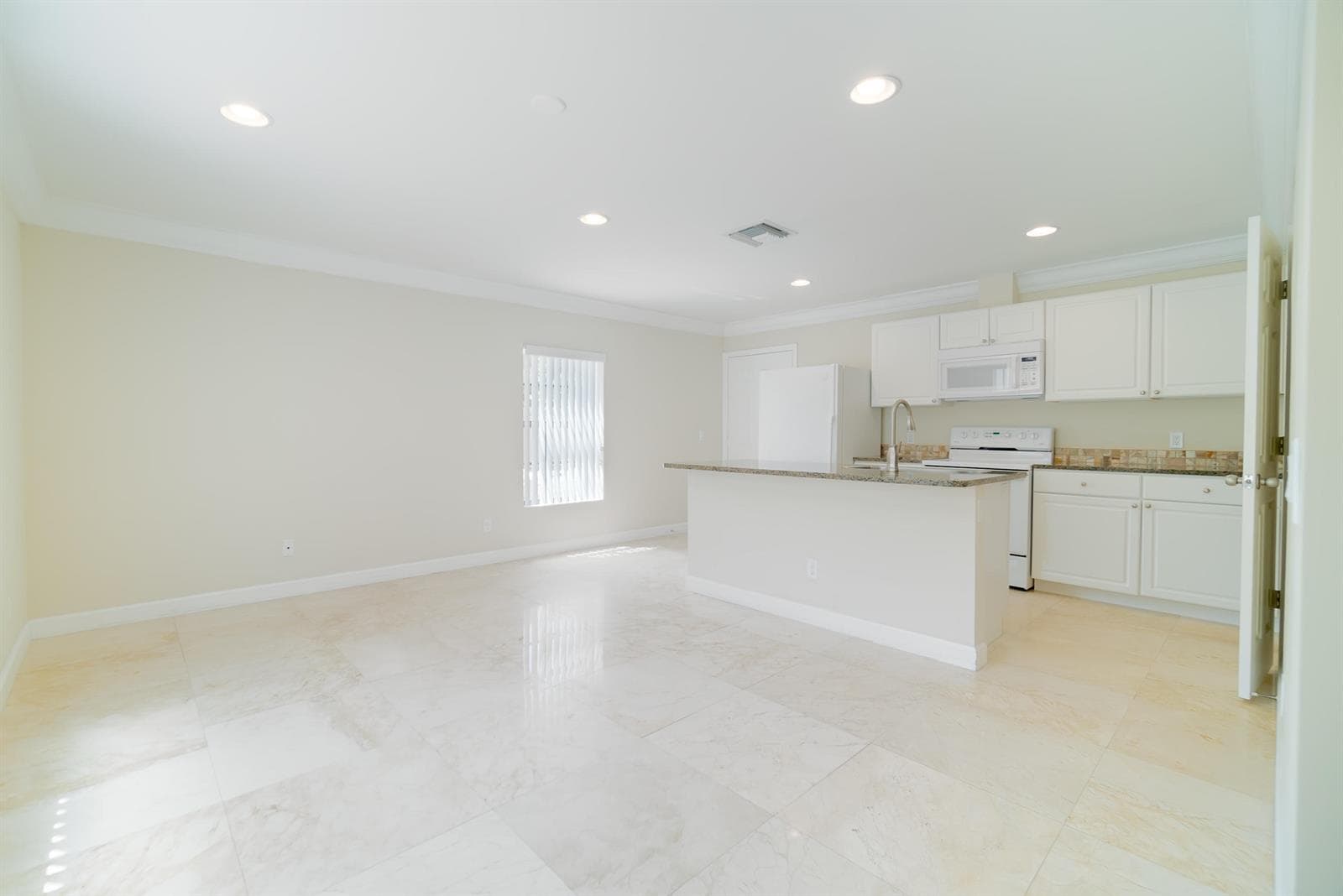 6410 N DIXIE Highway, Boca Raton, FL 33487 — zdjęcie 3