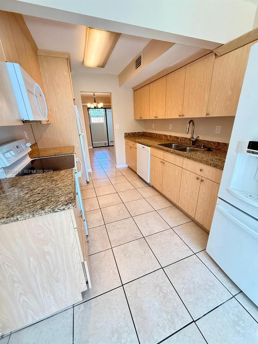 3301 Raleigh St # 4D, Hollywood, FL 33021 — zdjęcie 4