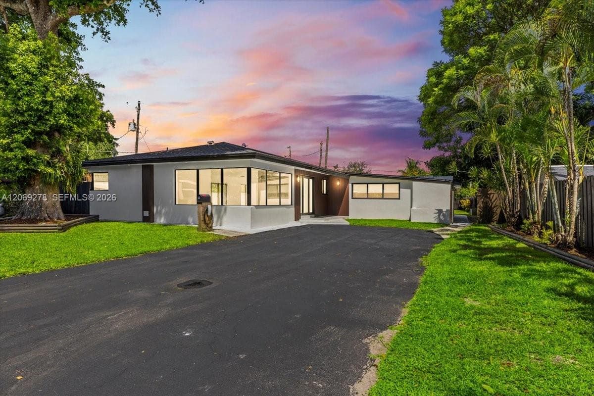 406 Lawn Acres Ct, Hollywood, FL 33023 — zdjęcie 2