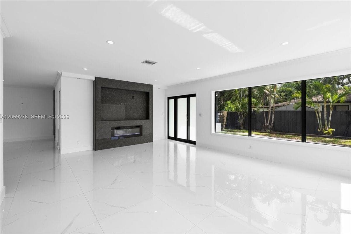 406 Lawn Acres Ct, Hollywood, FL 33023 — zdjęcie 5