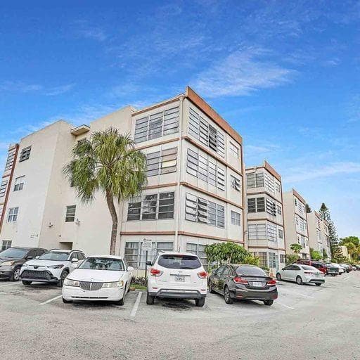 4046 NW 19TH Street # 210, Lauderhill, FL 33313 — zdjęcie 2