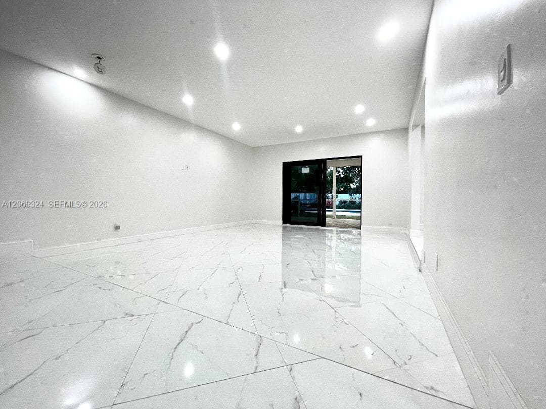 4910 Jefferson St, Hollywood, FL 33021 — zdjęcie 5