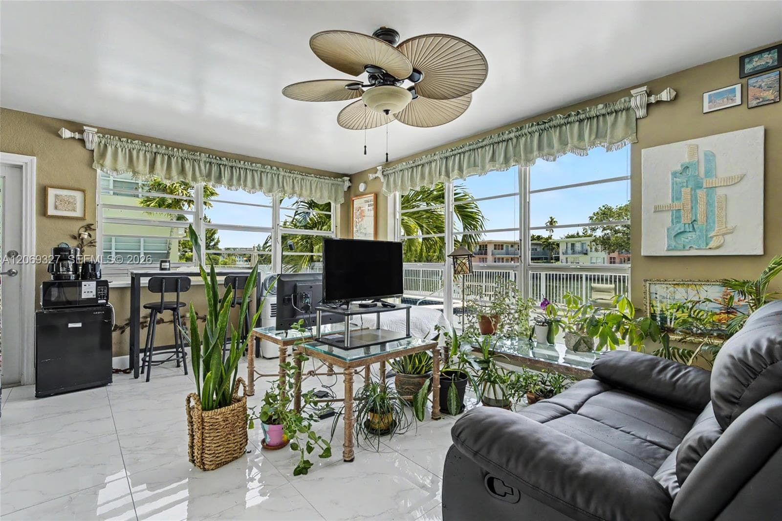 350 S Shore Dr # 15, Miami Beach, FL 33141 — zdjęcie 2