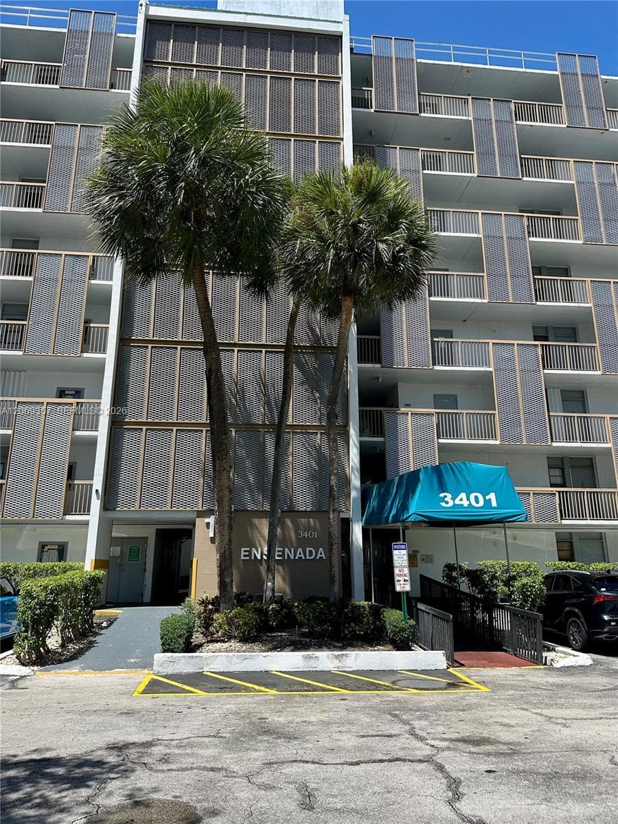 3401 N Country Club Dr # EI-216, Aventura, FL 33180 — zdjęcie 4