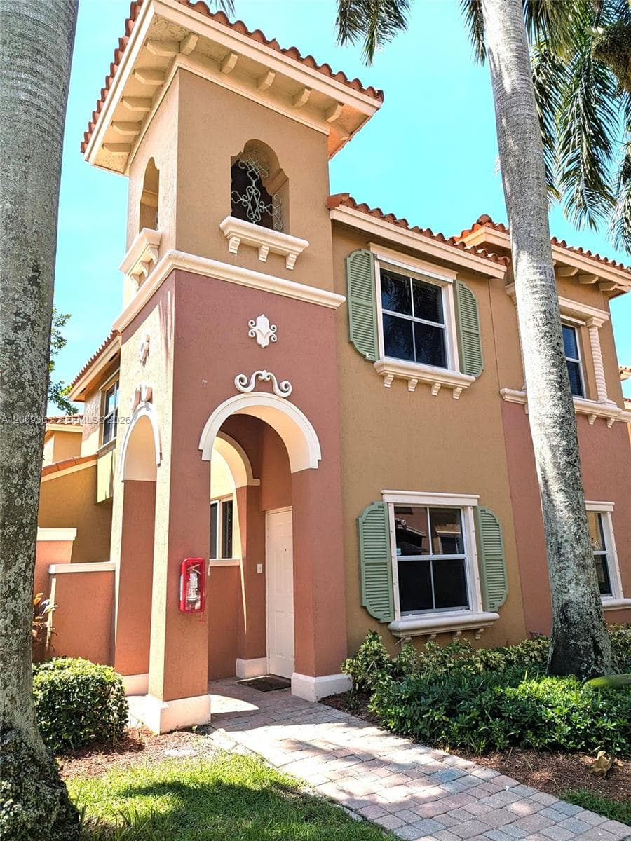 10645 SW 8th St # 2406, Pembroke Pines, FL 33025