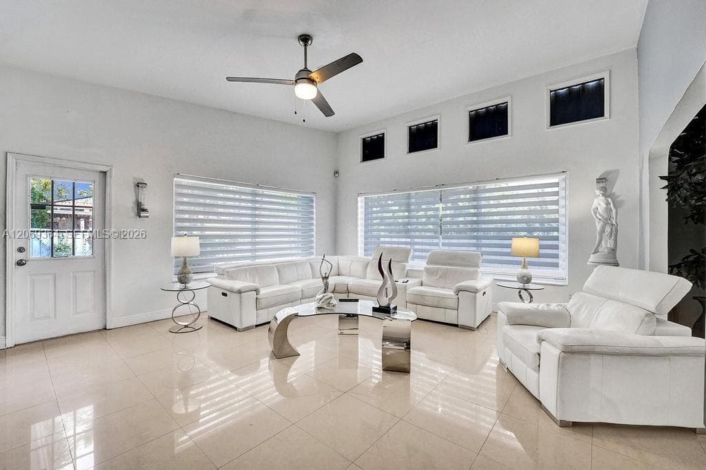 1750 71st St, Miami Beach, FL 33141 — zdjęcie 3