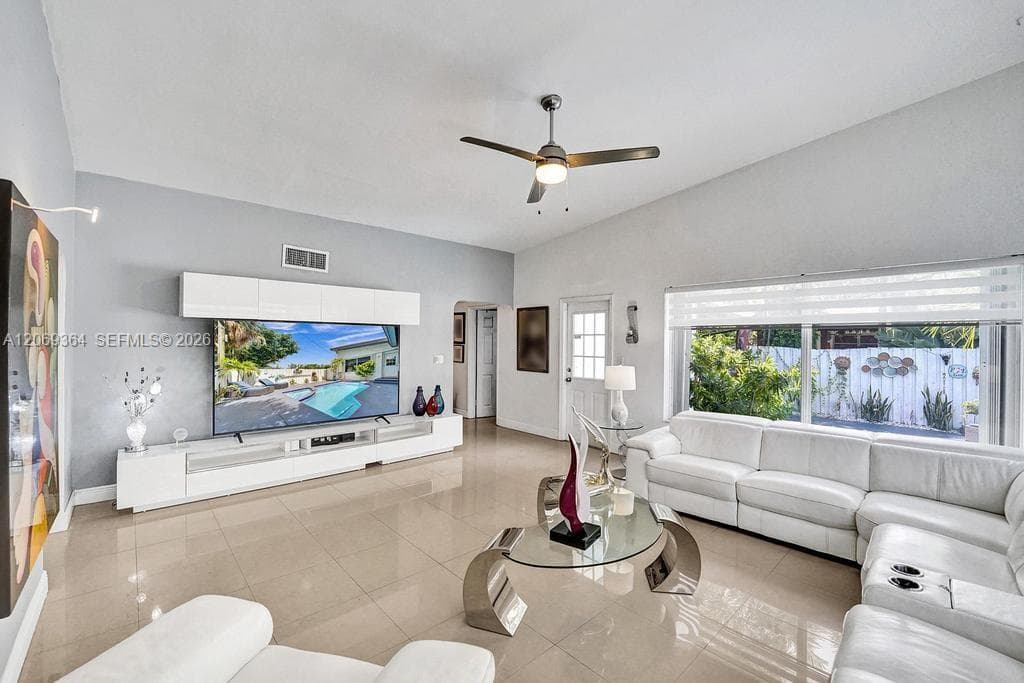 1750 71st St, Miami Beach, FL 33141