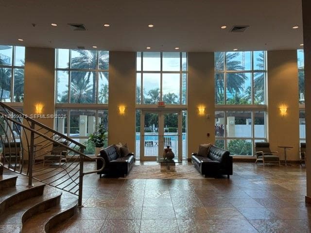 1755 E Hallandale Beach Blvd # 701E, Hallandale Beach, FL 33009 — zdjęcie 2
