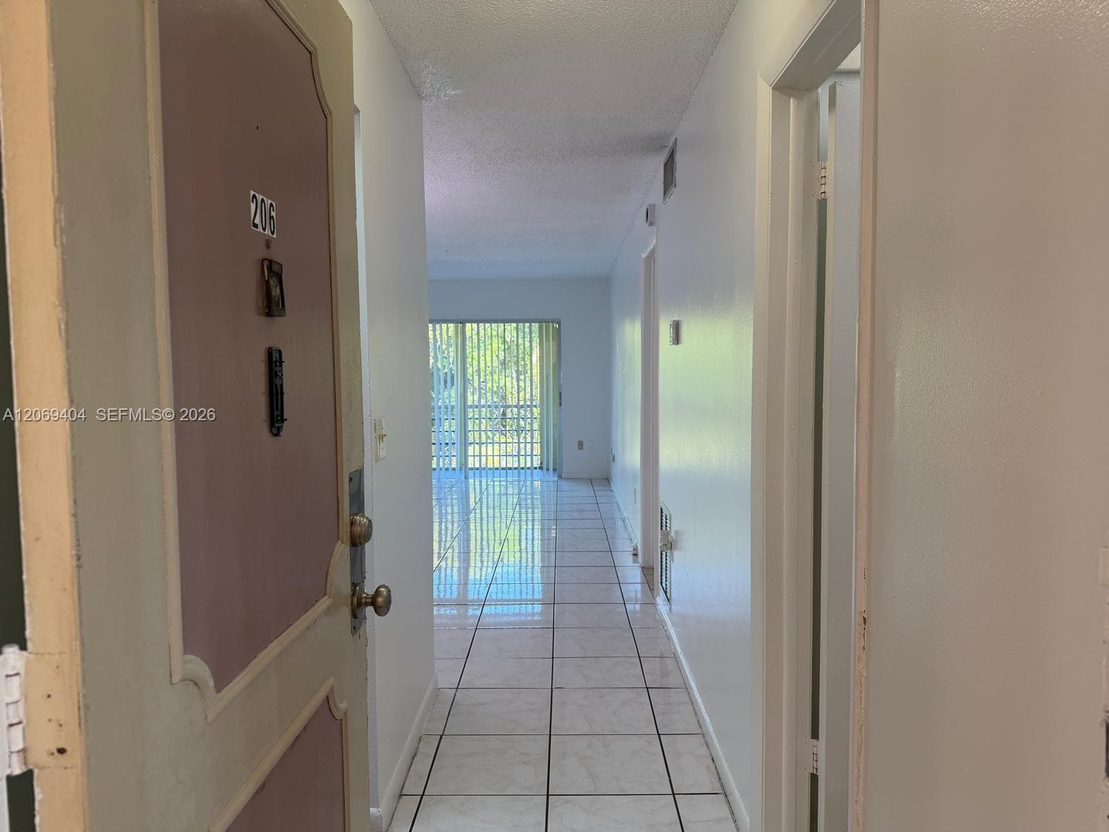 2800 NW 56th Ave # E206, Lauderhill, FL 33313 — zdjęcie 3