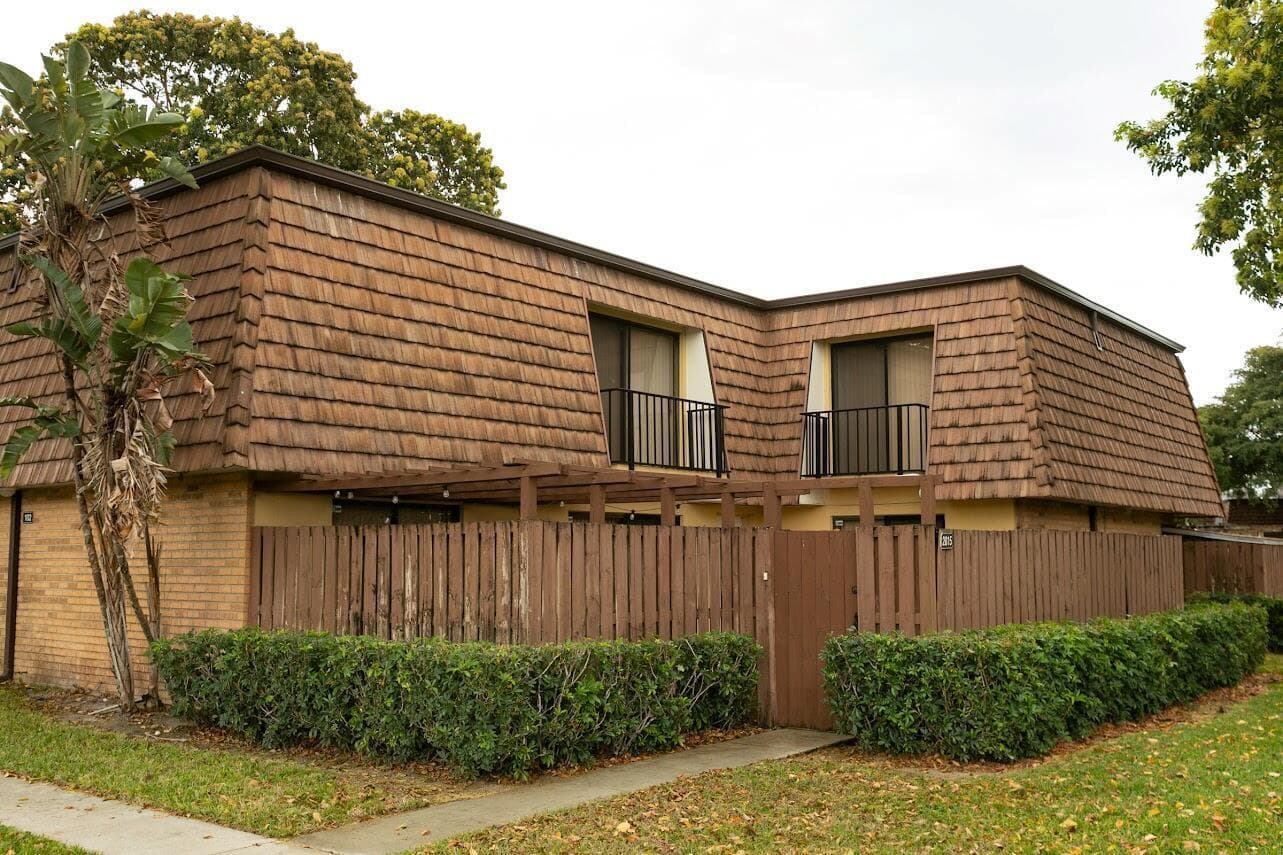 2815 28TH Lane, FL 33463 — zdjęcie 2