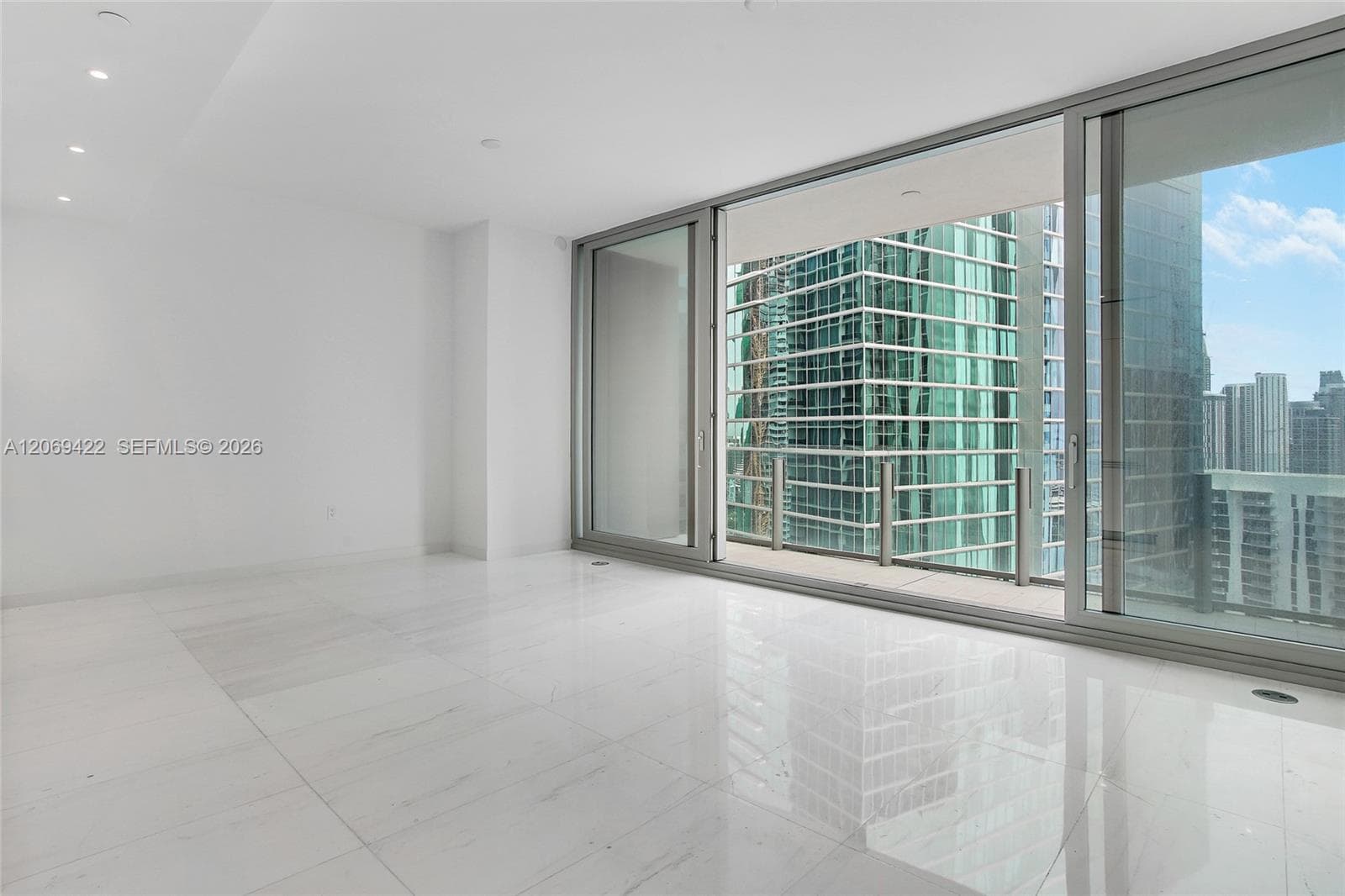 300 Biscayne Boulevard Way # 3108, Miami, FL 33131 — zdjęcie 2