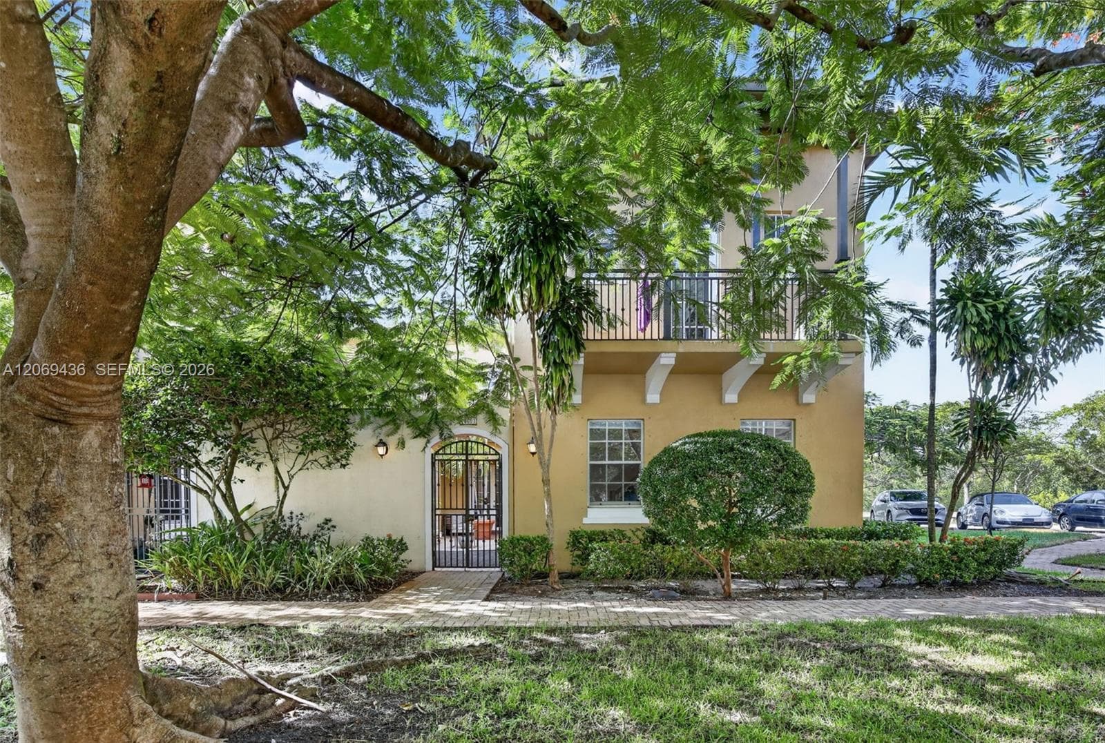 14601 SW 5th St, Pembroke Pines, FL 33027 — zdjęcie 5