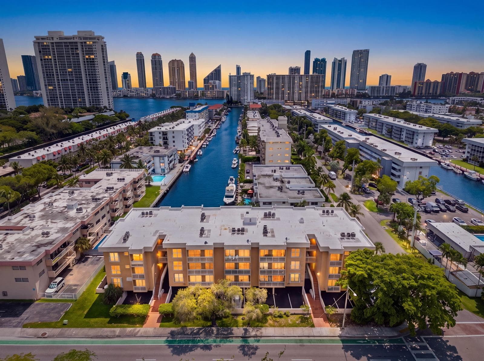 17051 NE 35TH Avenue # 207, North Miami Beach, FL 33160