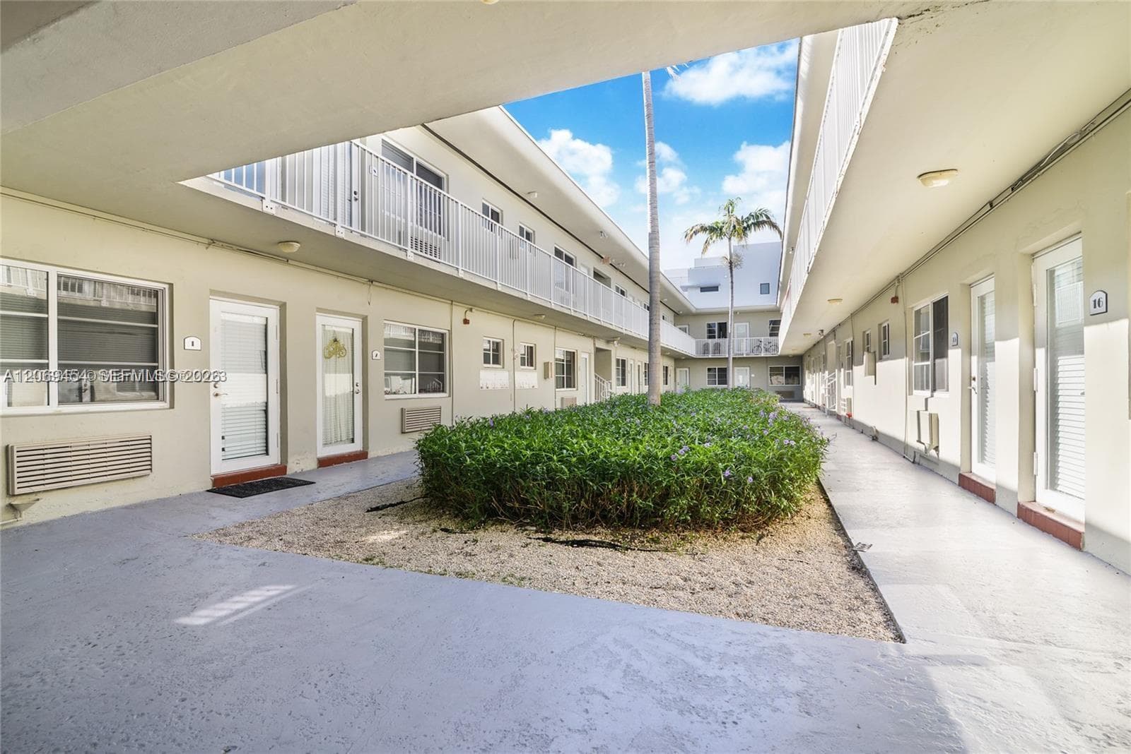 6930 Rue Versailles # 18, Miami Beach, FL 33141 — zdjęcie 5
