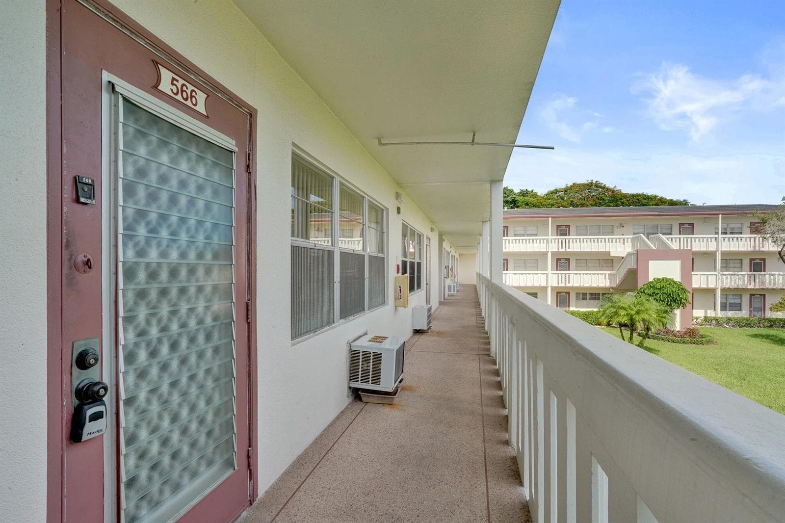 566 FANSHAW N, Boca Raton, FL 33434 — zdjęcie 4