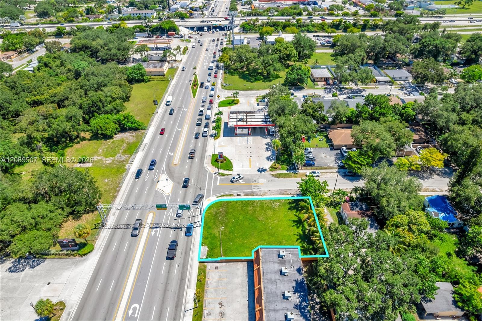 16910 NW 27th Ave, Miami Gardens, FL 33056 — zdjęcie 2