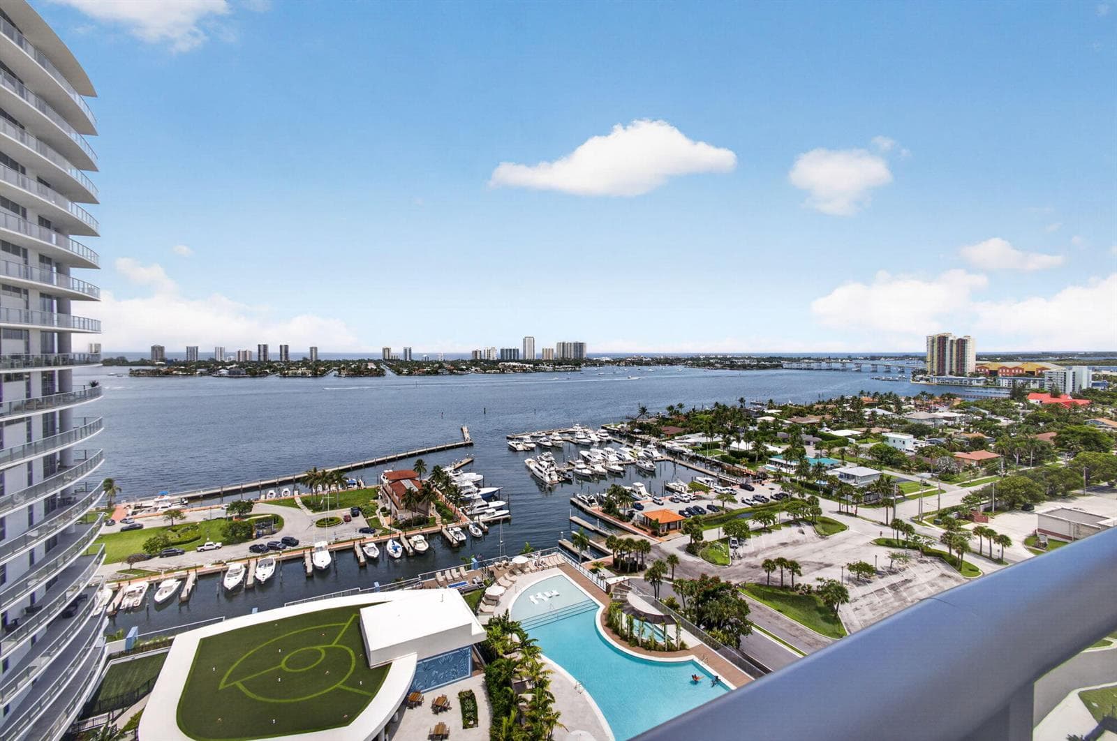 220 Lake Shore Drive # 1702, Lake Park, FL 33403