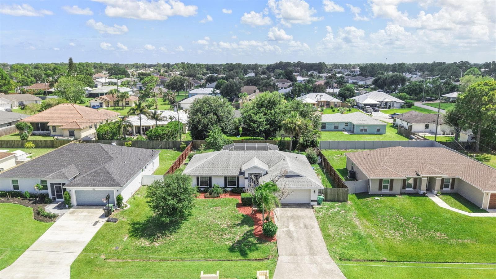 1632 SW ALVATON Avenue, Port St. Lucie, FL 34953 — zdjęcie 2