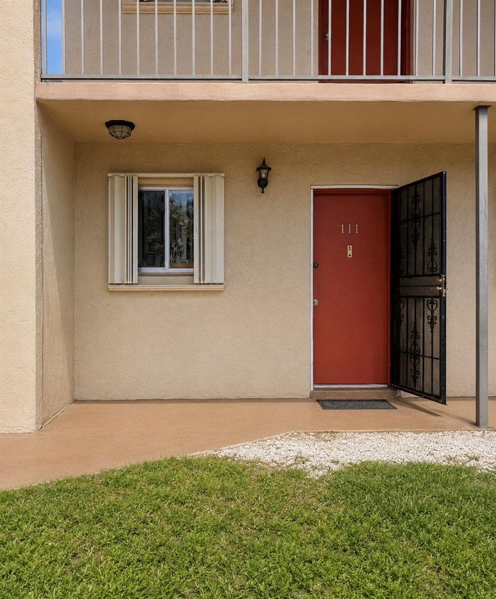 6120 FOREST HILL Boulevard # 111, West Palm Beach, FL 33415 — zdjęcie 2