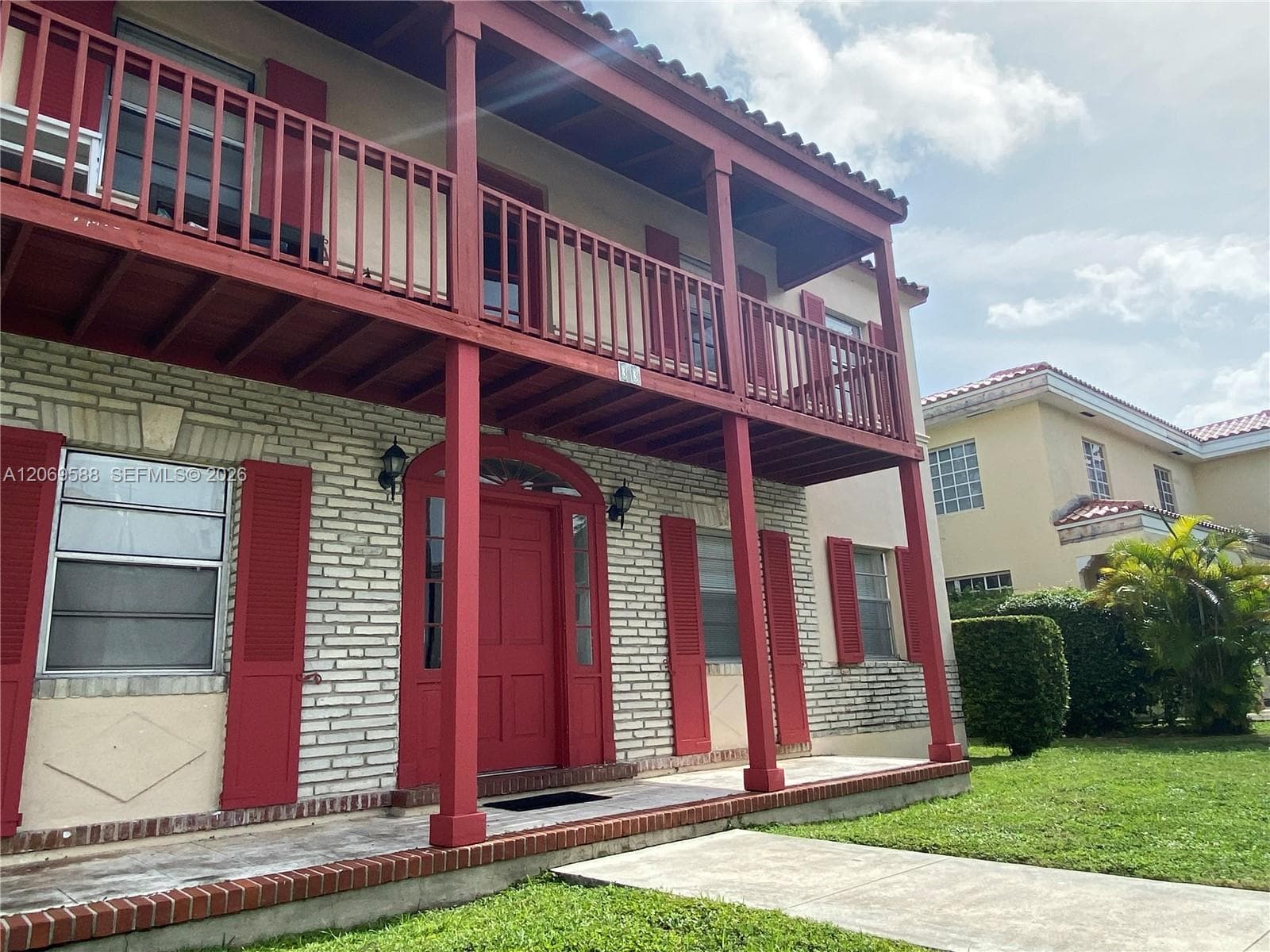 33 Madeira Ave # 3, Coral Gables, FL 33134 — zdjęcie 2