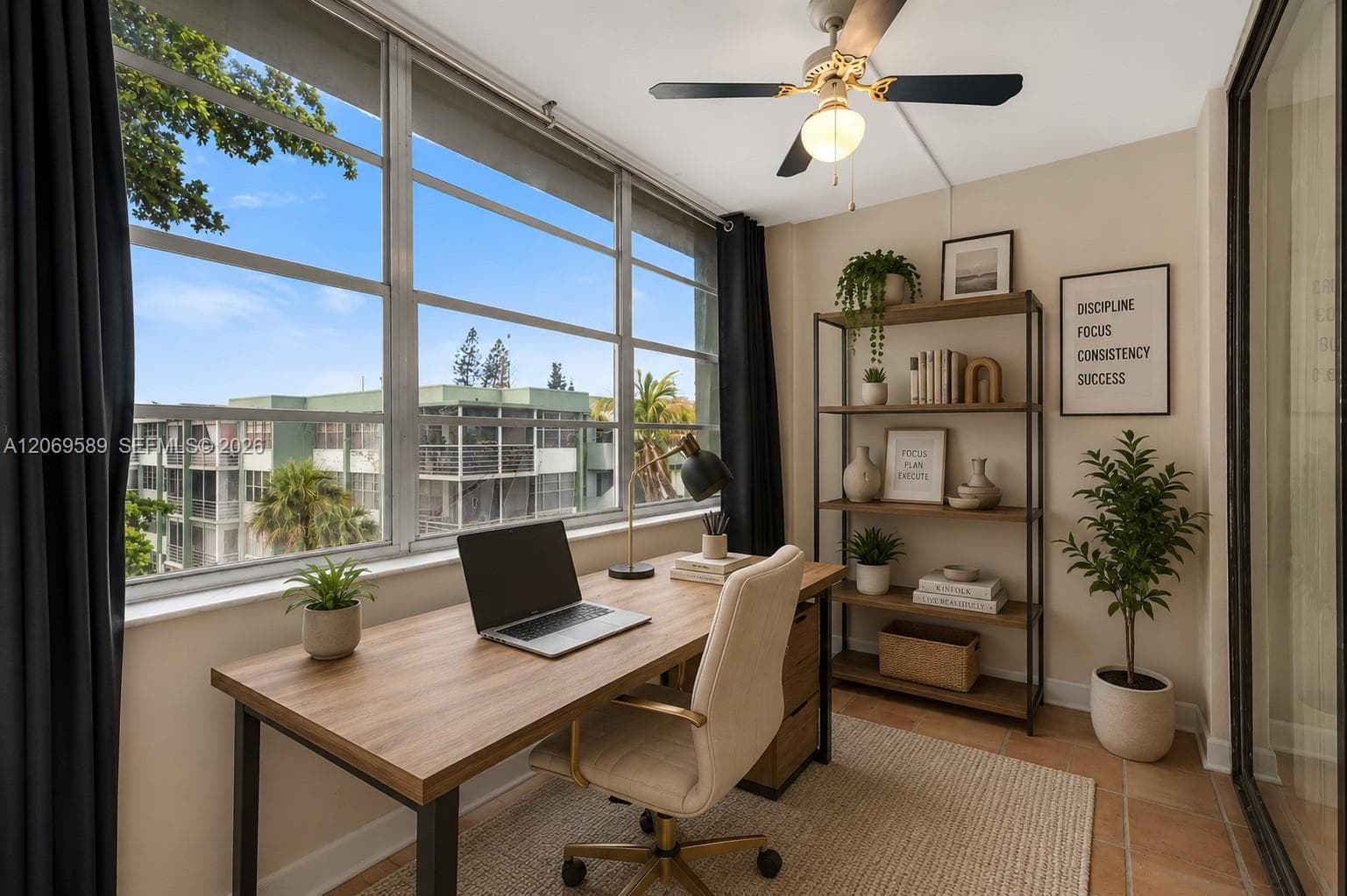 2771 Taft St # 407, Hollywood, FL 33020 — zdjęcie 4