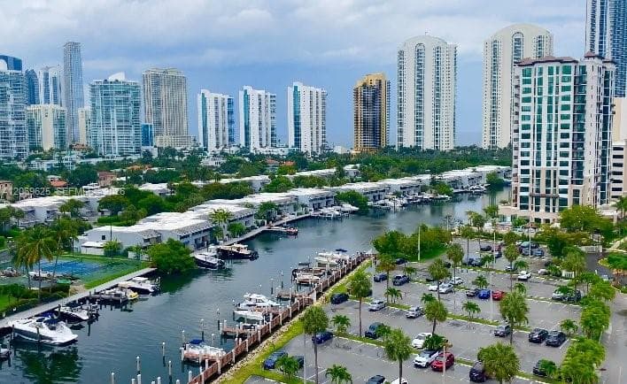 400 Kings Point Dr # 316, Sunny Isles Beach, FL 33160 — zdjęcie 5