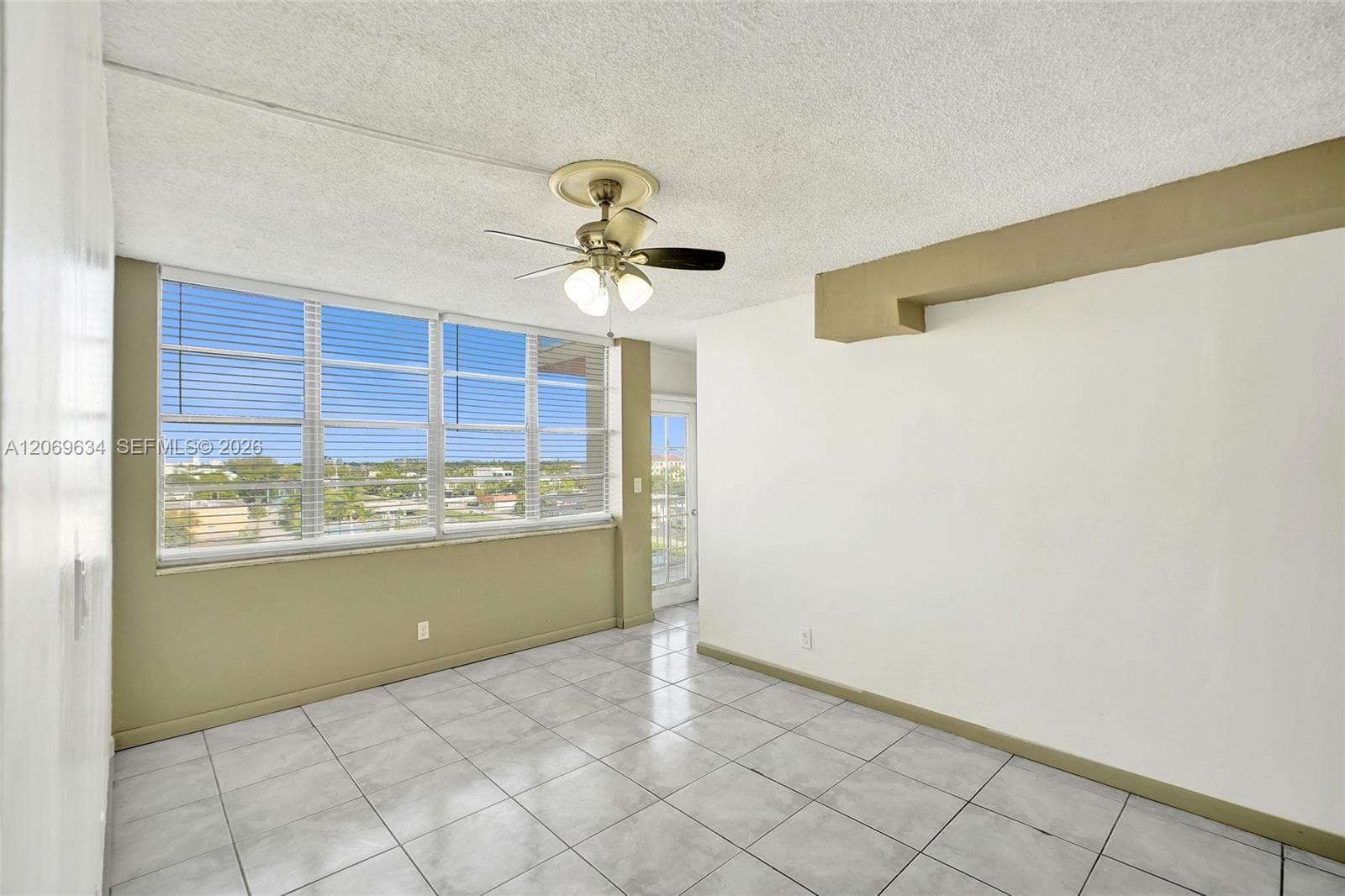 2025 NE 164th St # 710, North Miami Beach, FL 33162 — zdjęcie 4