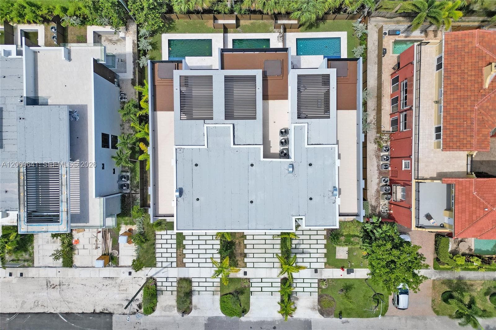 1821 NE 26th Ave, Fort Lauderdale, FL 33305 — zdjęcie 4