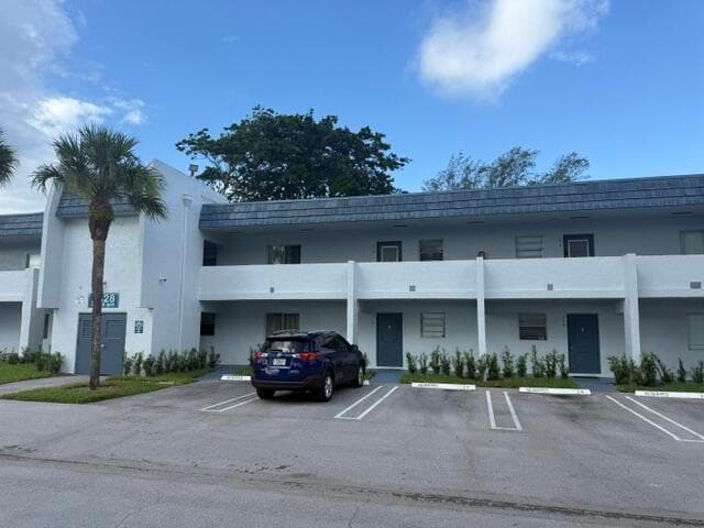 2828 CASITA Way # 211, Delray Beach, FL 33445