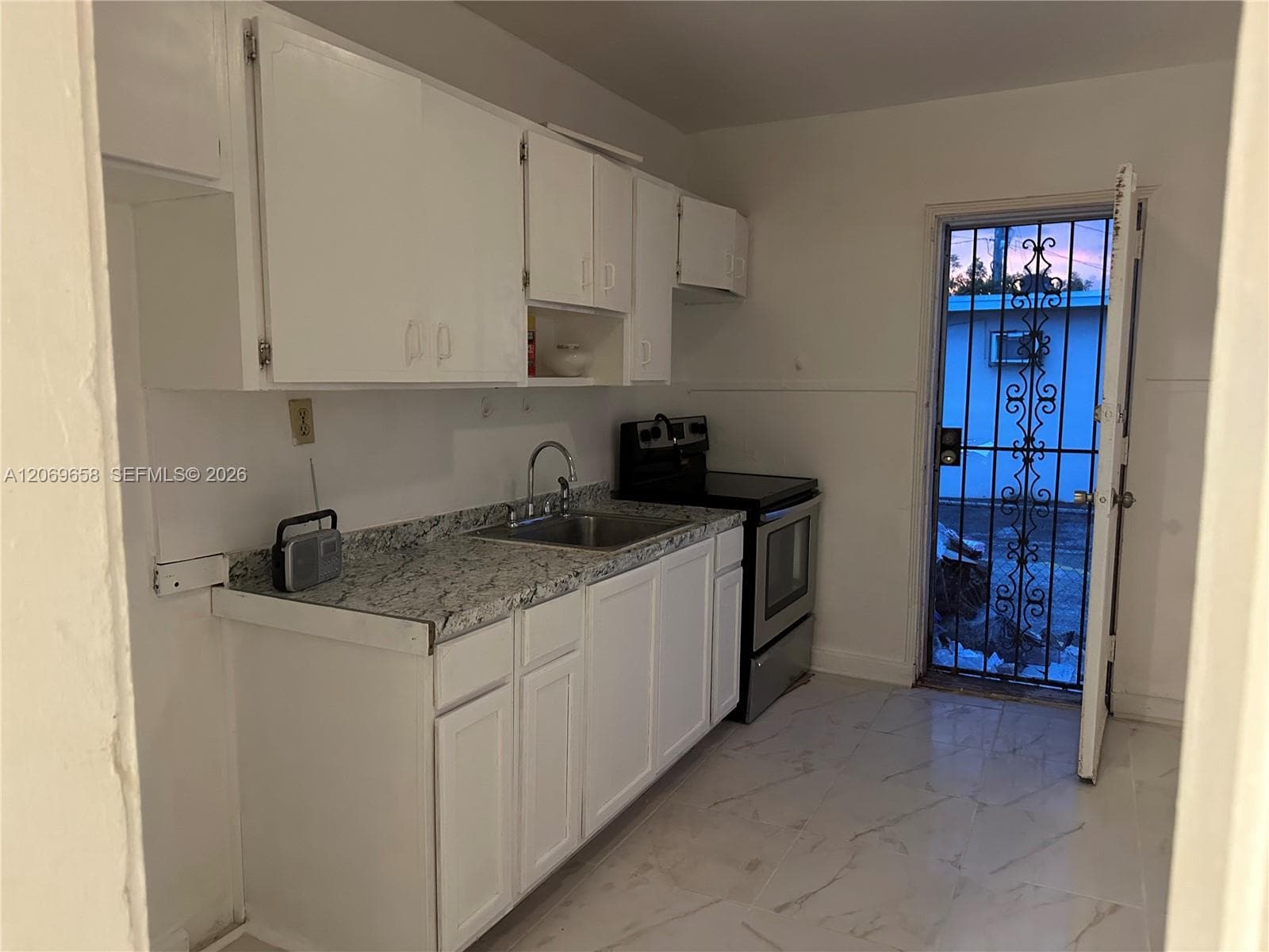 1120 Opa Locka Blvd, Opa-Locka, FL 33054 — zdjęcie 5