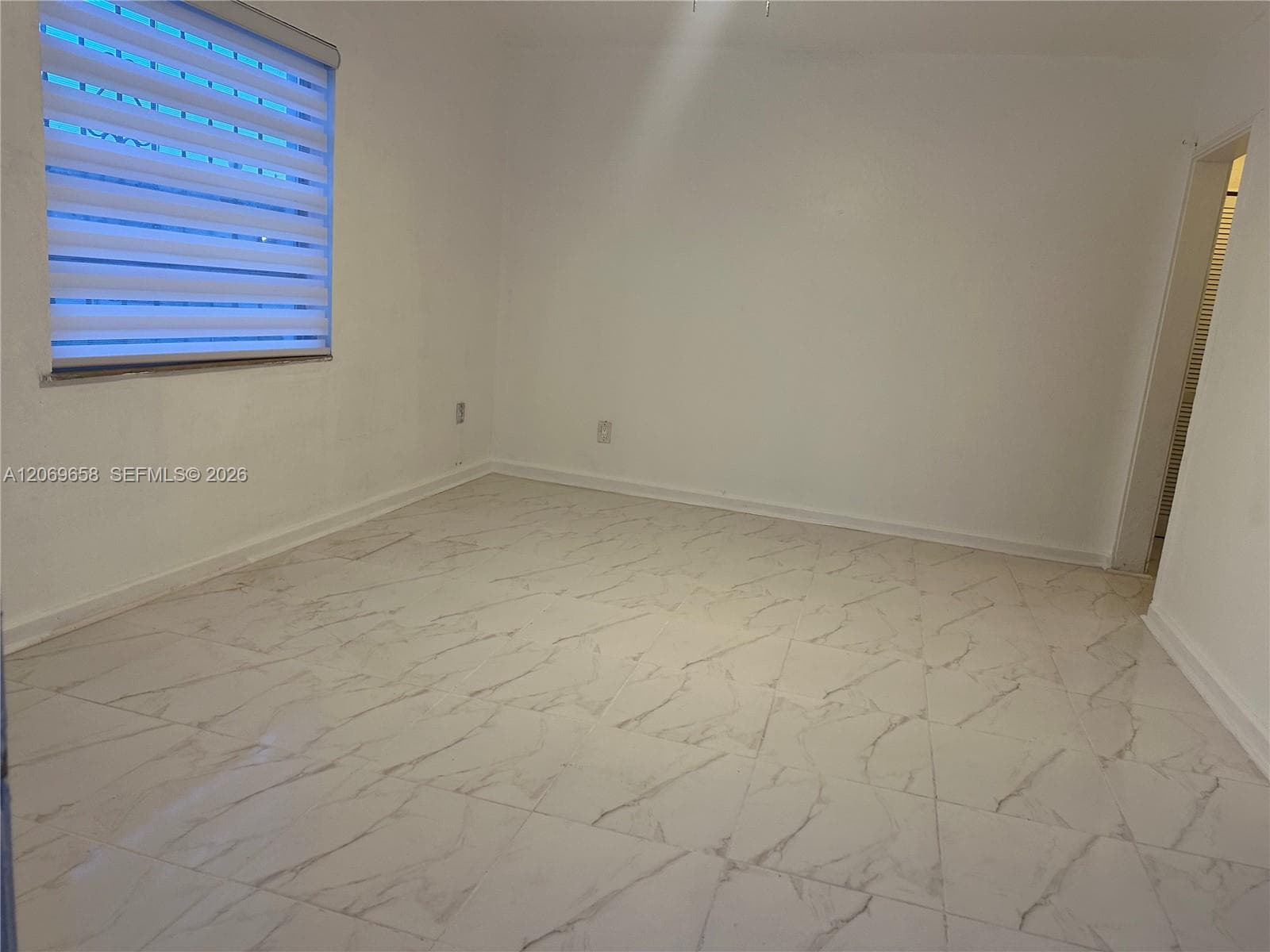 1120 Opa Locka Blvd, Opa-Locka, FL 33054 — zdjęcie 4