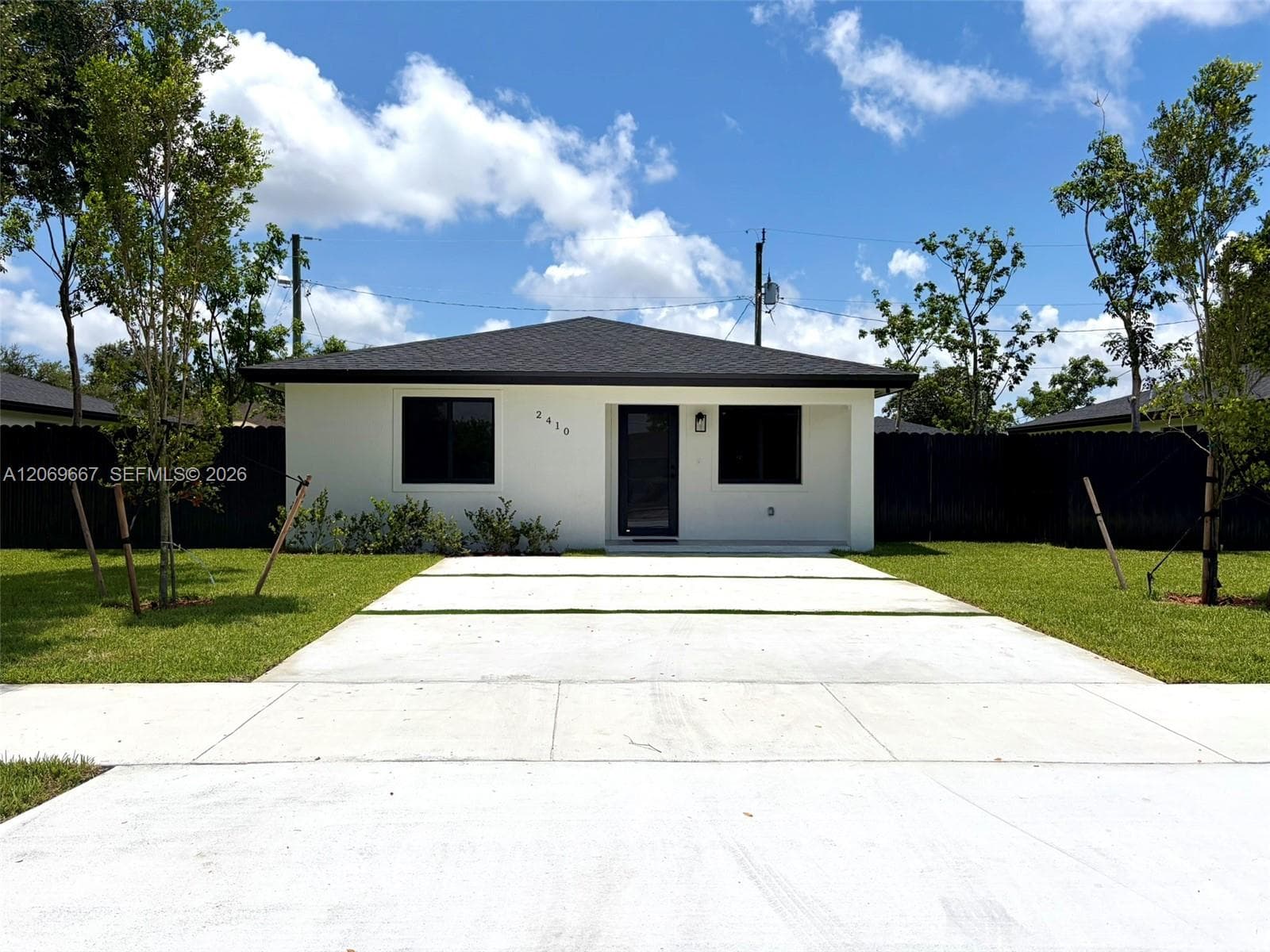 2420 NW 154th St # ., Miami Gardens, FL 33054 — zdjęcie 3