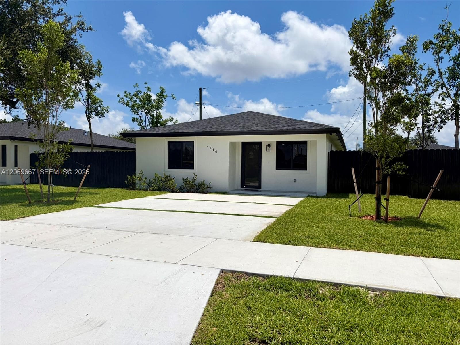 2420 NW 154th St # ., Miami Gardens, FL 33054 — zdjęcie 4