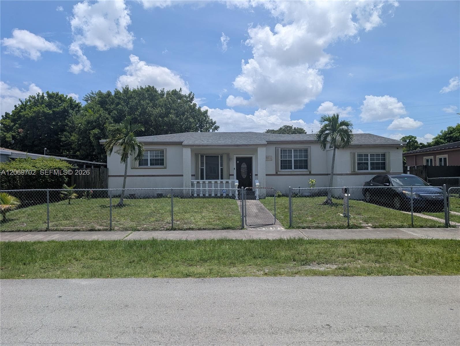 560 NW 184th Ter, Miami Gardens, FL 33169 — zdjęcie 3