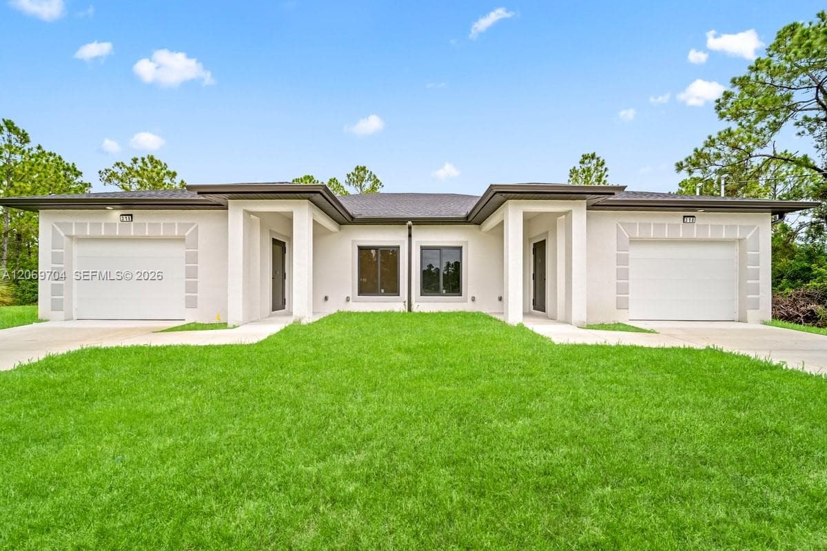 316 12TH ST, Lehigh Acres, FL 33972 — zdjęcie 3