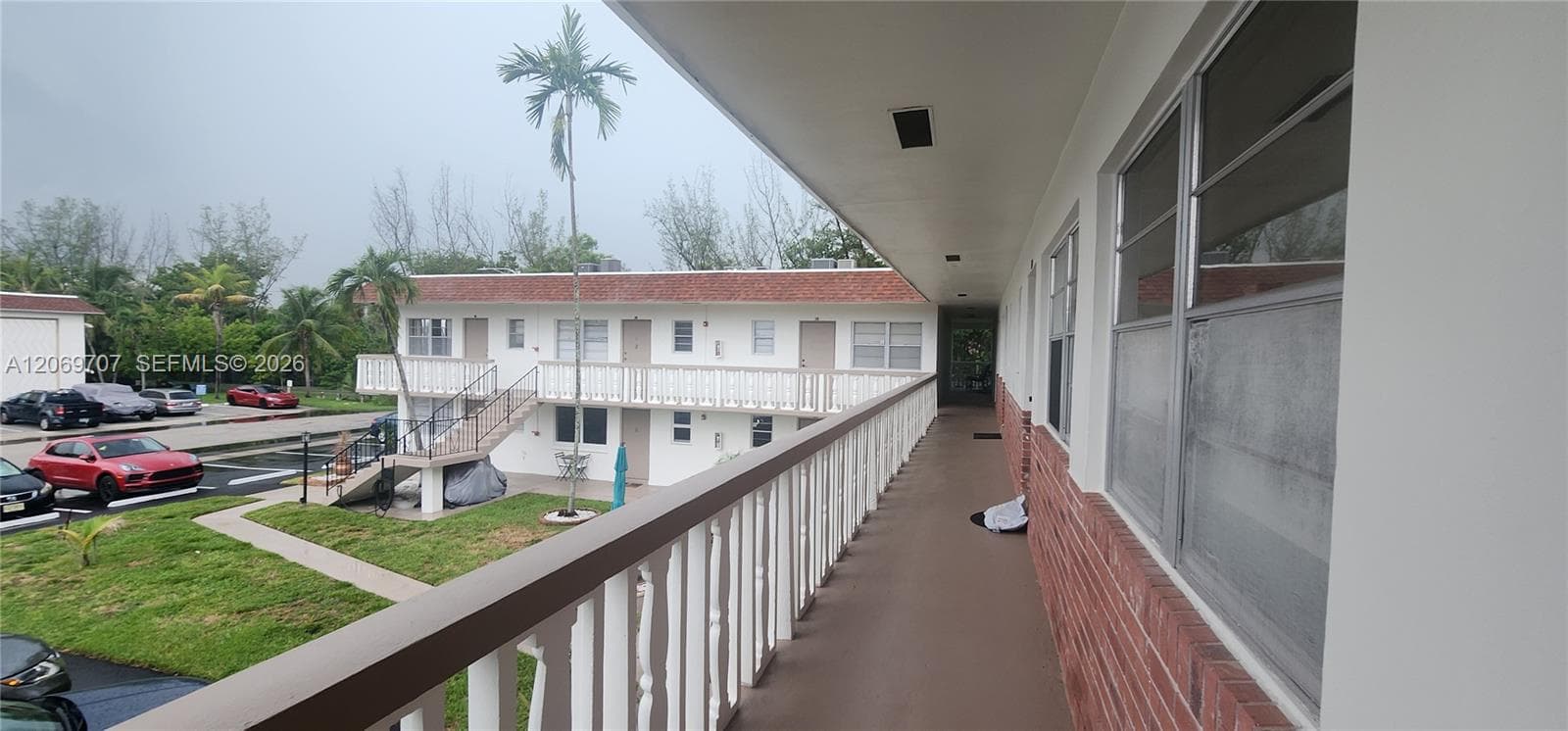 1555 N 12th Ct # 8B, Hollywood, FL 33019 — zdjęcie 2