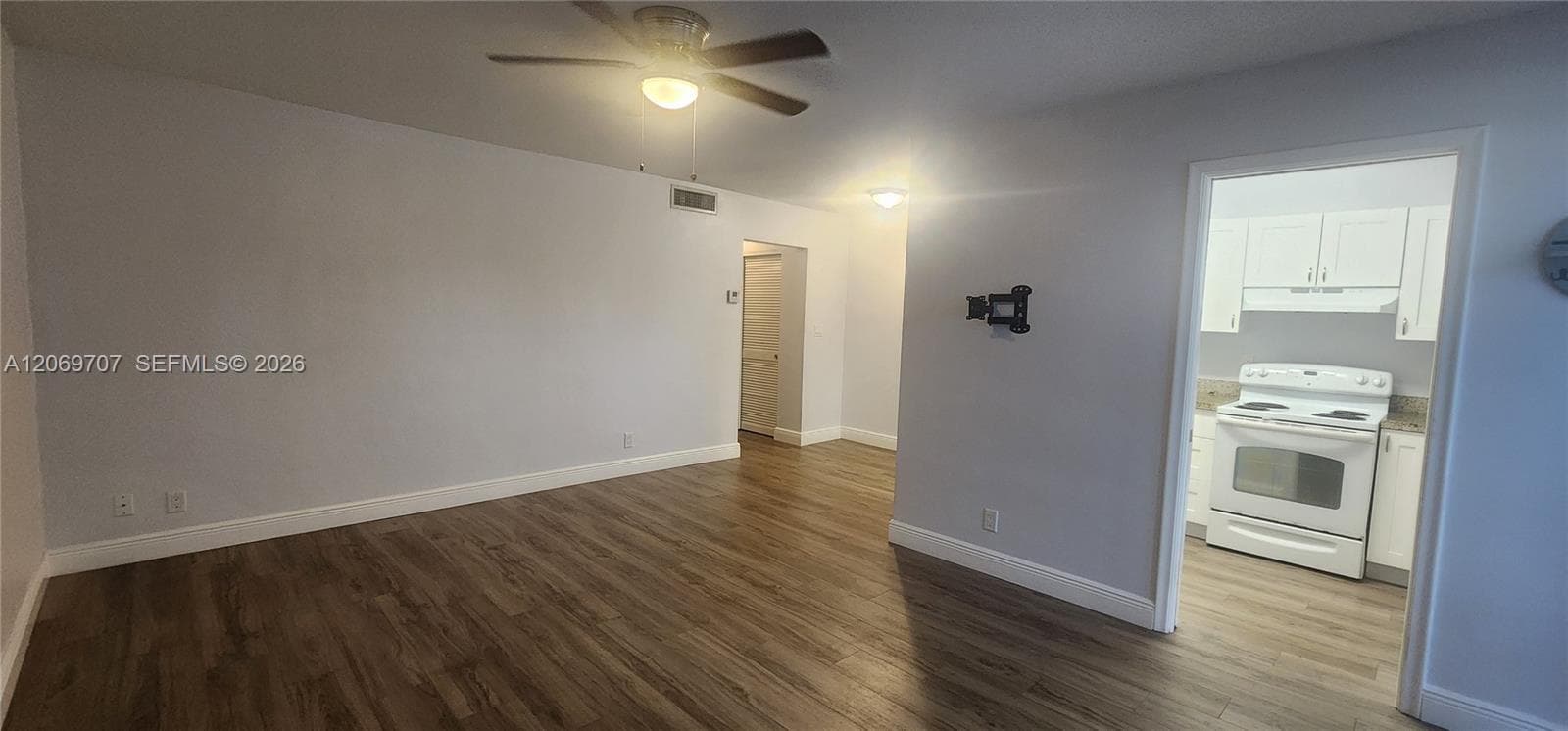 1555 N 12th Ct # 8B, Hollywood, FL 33019 — zdjęcie 5