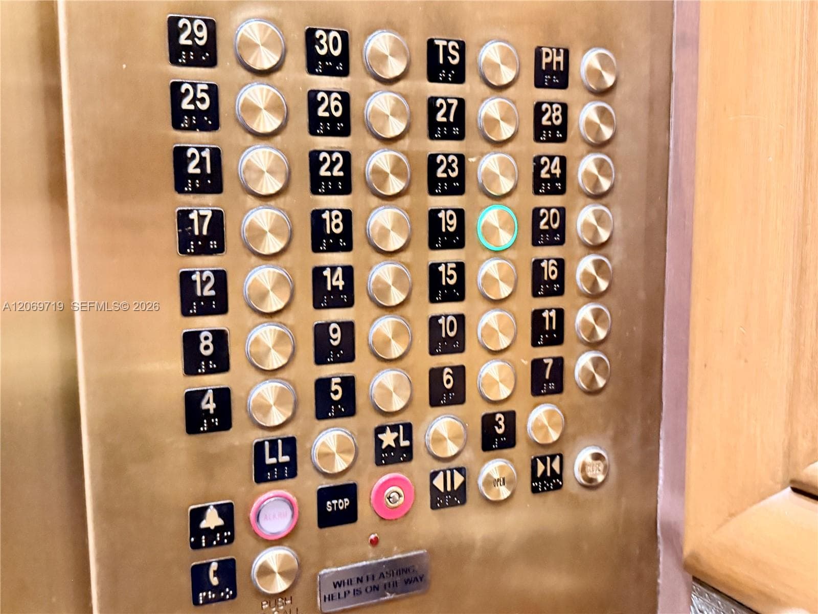 1000 W Island Blvd # 1911, Aventura, FL 33160 — zdjęcie 3