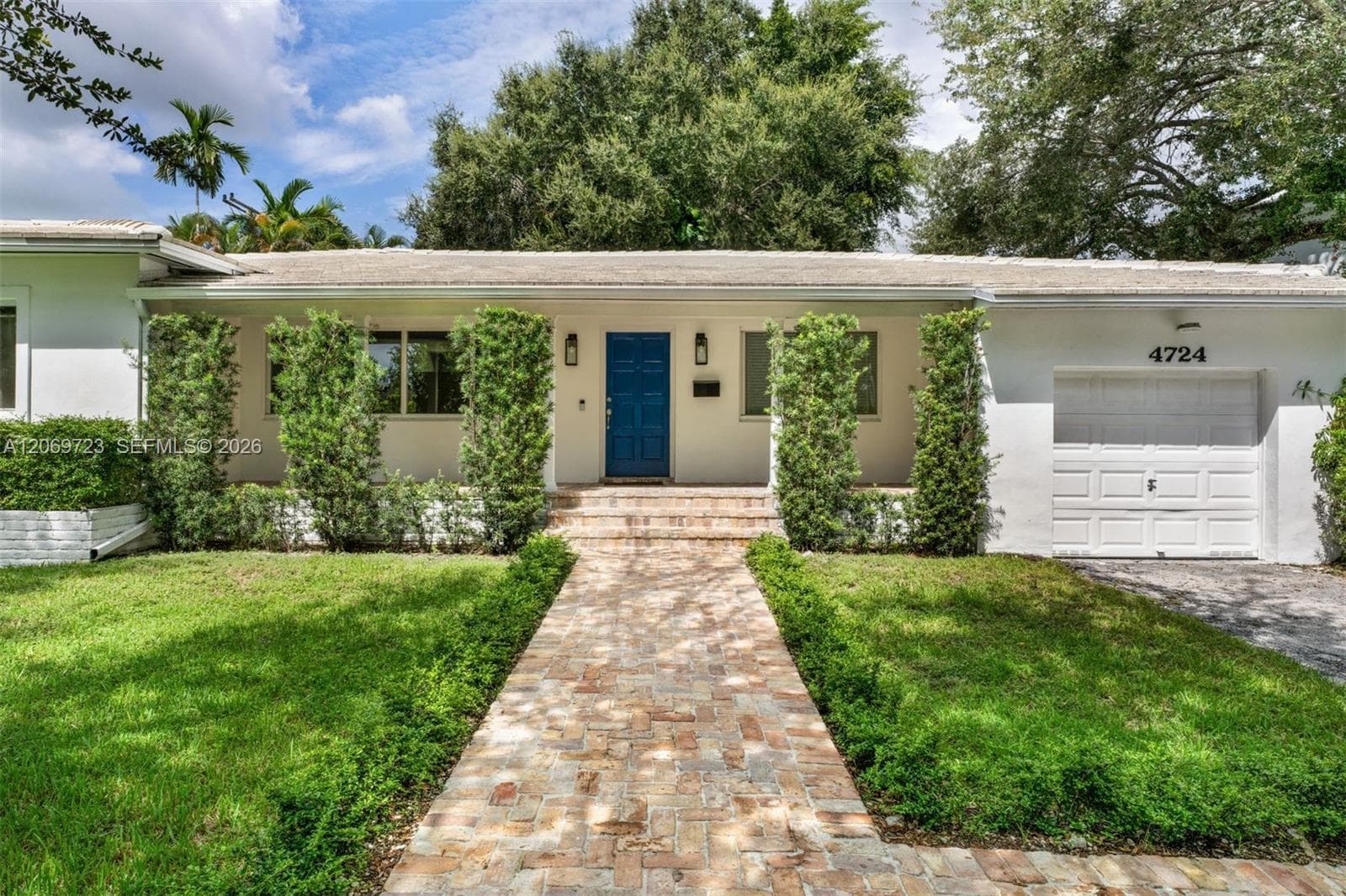4724 Orduna Dr, Coral Gables, FL 33146 — zdjęcie 2