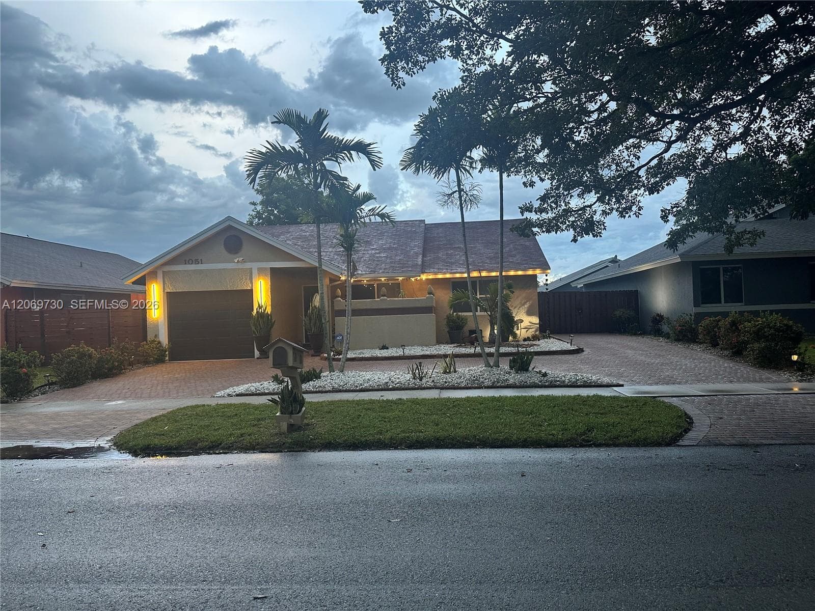 1051 SW 99th Ave, Pembroke Pines, FL 33025 — zdjęcie 4