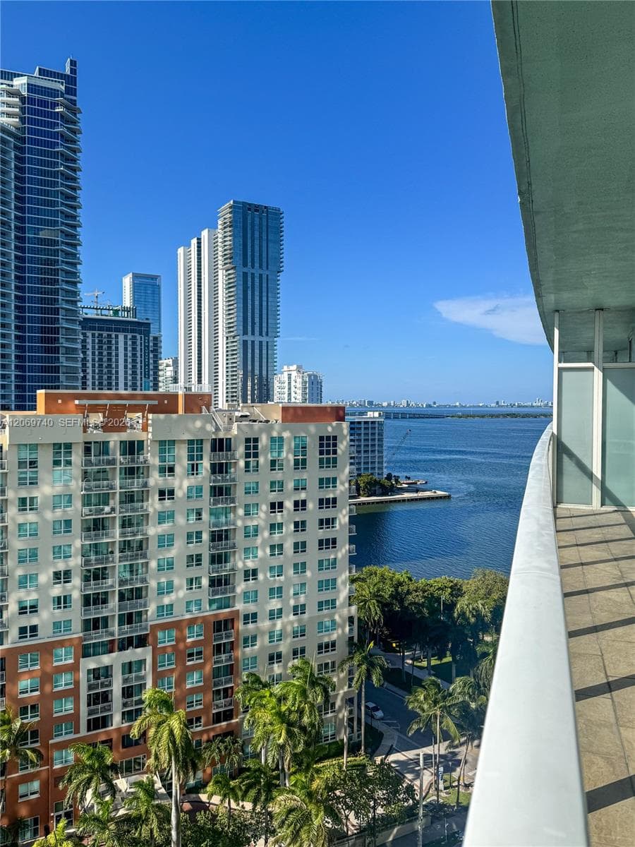 1900 N Bayshore Dr # 1618, Miami, FL 33132