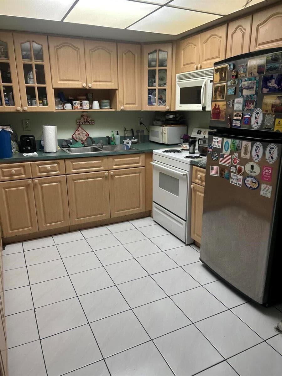 7241 SW 137TH Court, Miami, FL 33183 — zdjęcie 5