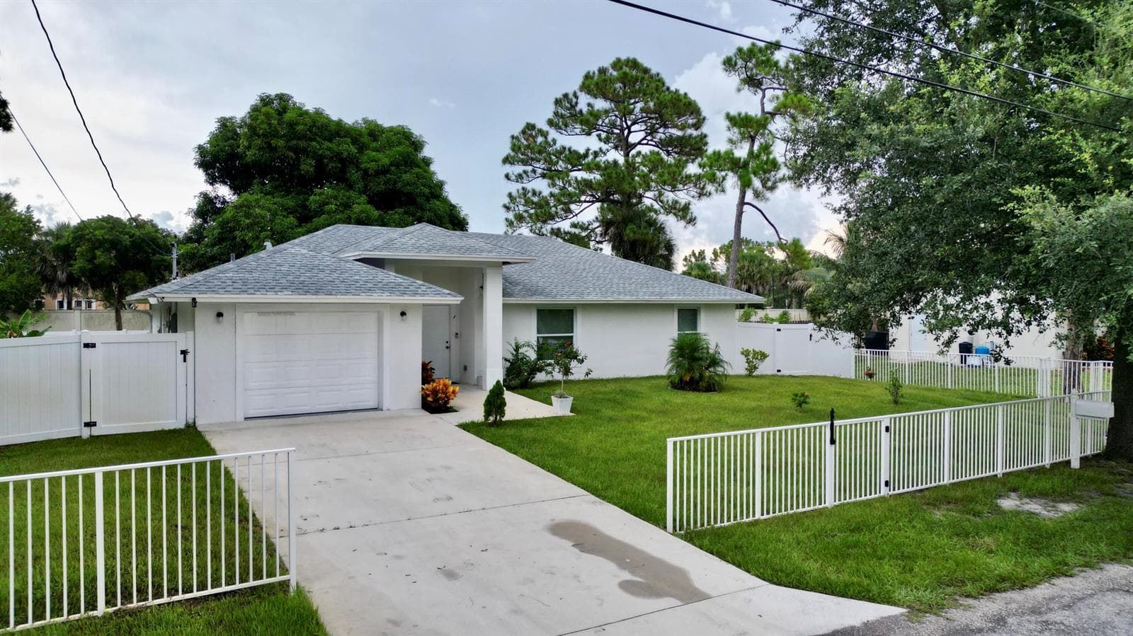 6539 Alexander Road, West Palm Beach, FL 33413 — zdjęcie 2
